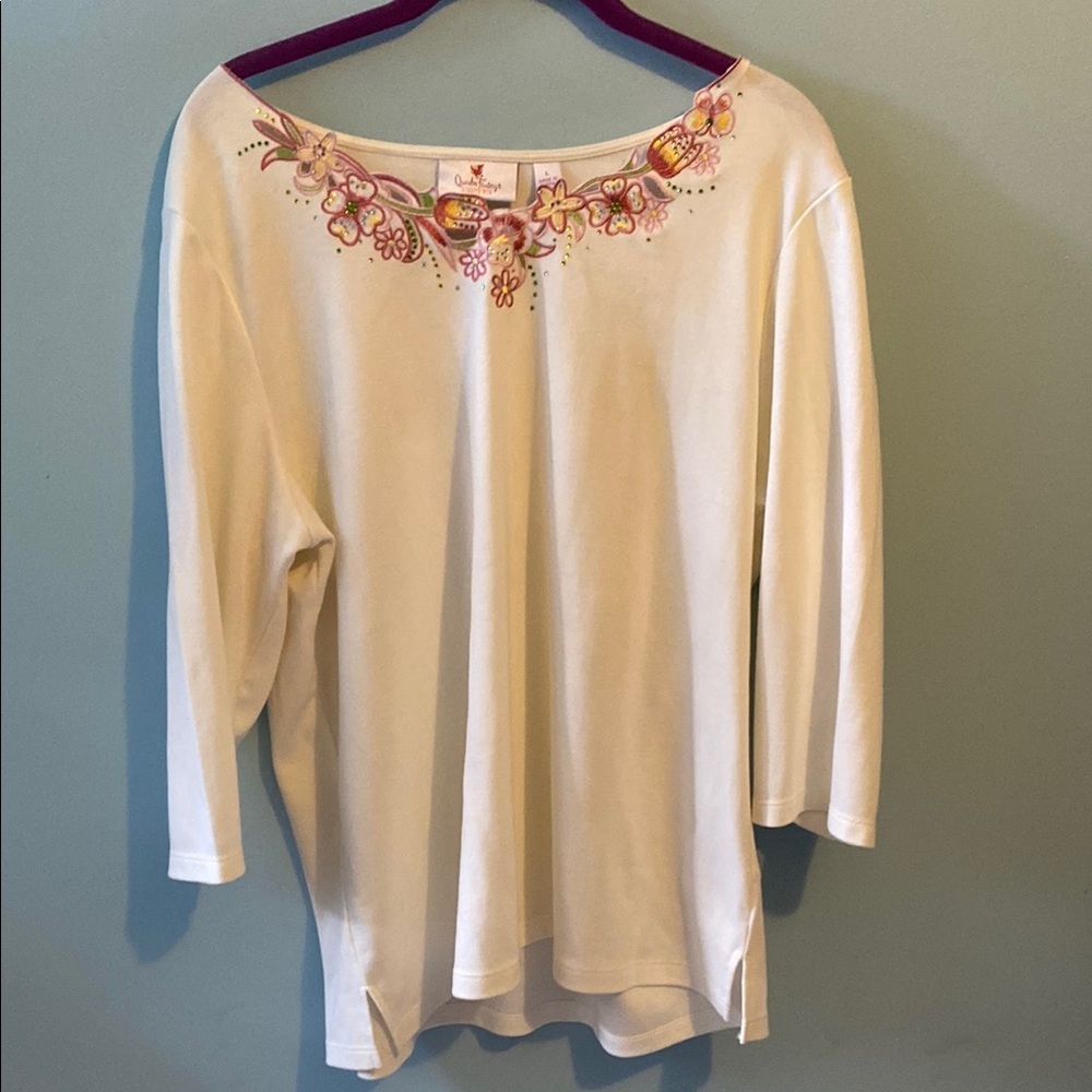 Quacker Factory Cream Embellished 3/4 Sleeve Blouse